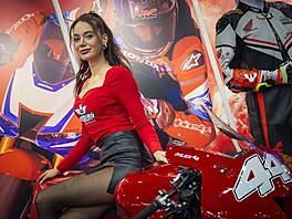 Hostesky na brn�nském veletrhu Motosalon 2026