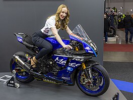 Hostesky na brn�nském veletrhu Motosalon 2026