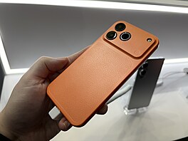 Coolpad napodobenina iPhonu 17 Pro