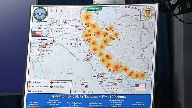 Americk� ministr obrany Pete Hegseth p�edstavil dosavadn� pr�b�h operace proti �r�nu. (4. b�ezna 2026)