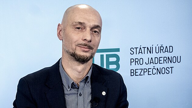 Hostem po�adu Rozst�el je �t�p�n Koch�nek, p�edseda St�tn�ho ��adu pro jadernou bezpe�nost.