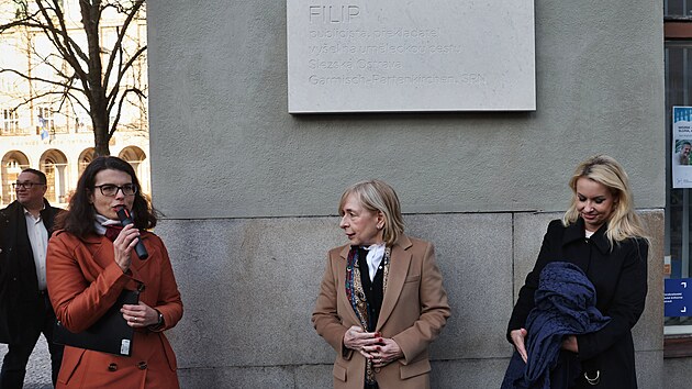 2. b�ezna 2026 byla na Proke�ov� n�m�st� v Ostrav� odhalena pam�tn� deska v�novan� Otu Filipovi, slezskoostravsk�mu rod�kovi, kter� v Ostrav� pro�il z�sadn� roky �ivota, ale p�edev��m se j� v�noval ve sv�m liter�rn�m d�le a jej� turbulentn� meziv�le�n� a pov�le�n� spole�ensk� v�voj zv��nil i pro dal�� generace