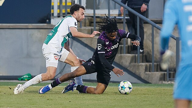 Kupada elenen Slavialı futbolcular: Travník? Deli