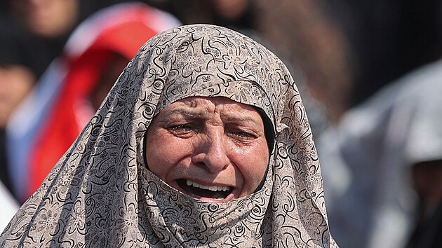 Protesty proti americko-izraelsk�m �tok�m v �r�nsk�m Teher�nu. (6. b�ezna 2026)