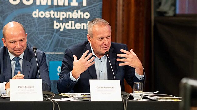 P�edseda p�edstavenstva Central Group Du�an Kunovsk� na Summitu dostupn�ho bydlen�. (18. z��� 2025)