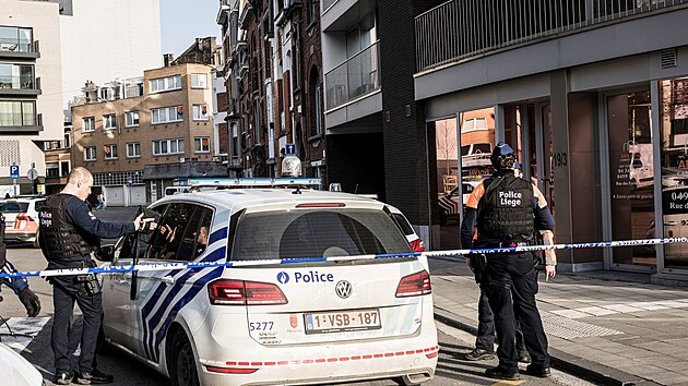 Belgick� policie uzav�r� ulice pobl� po�kozen� luty�sk� synagogy. (9. b�ezna 2026)