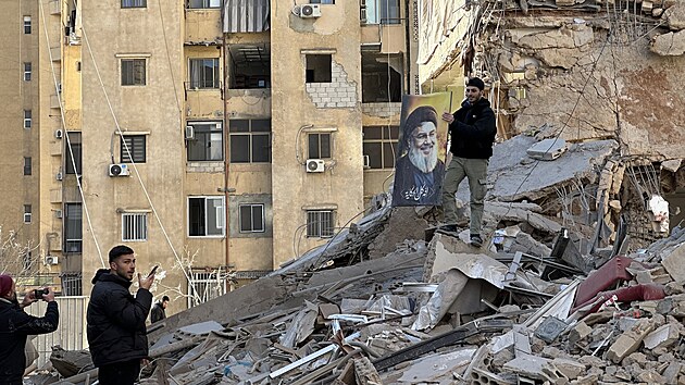 Izraelsk� arm�da bombarduje ba�ty hnut� Hizball�h v�etn� t�to �tvrti v libanonsk� metropoli Bejr�tu. (5. b�ezna 2026)