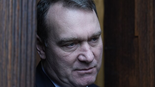 ��f poslanc� a m�stop�edseda SPD Radim Fiala p�ed koali�n�m jedn�n�m (2. b�ezna 2026)