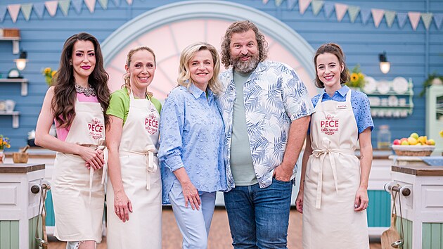 Finalistky IV. �ady Pe�e cel� zem� s porotou