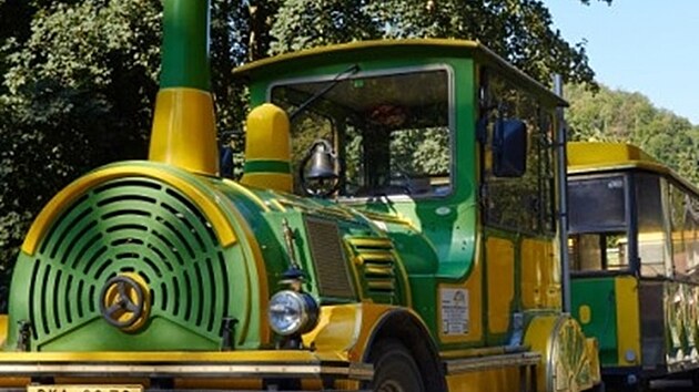 Hrozí zřícení skalního bloku u Punkevních jeskyní, oblíbený vláček nesmí jezdit