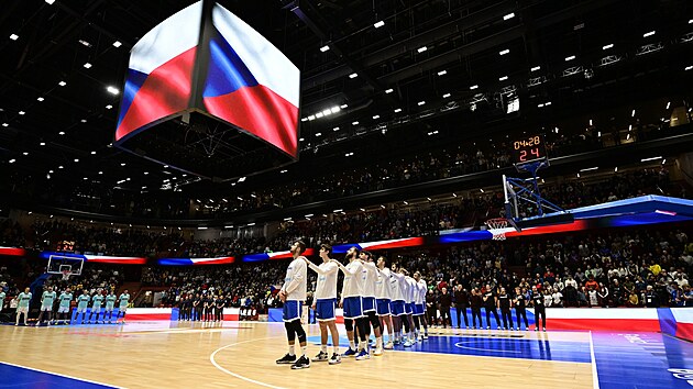 Jihlavsk� Hor�ck� ar�na se pro uplynul� v�kend prom�nila v basketbalovou halu. Vrcholem programu byl ned�ln� z�pas �esk� reprezentace se Slovinskem. (1. b�ezna 2026)