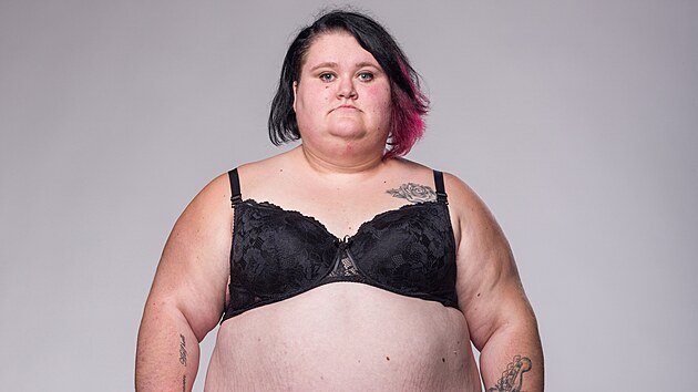 Podle sv�ch slov by Helena mo�n� v�ila m�n�, pokud by se neanga�ovala v pohostinstv� a m�la by aspo� trochu �asu na sv� vlastn� z�liby a kon��ky.