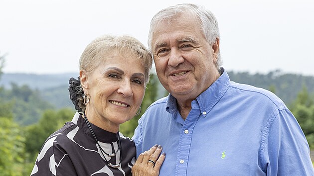 Po rozvodu Va�ek dlouho s�m nez�stal, moment�ln� je spokojen� vedle p��telkyn� Jaroslavy Frankov�.