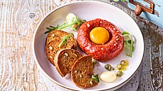 Hov�zí tatarák a topinky