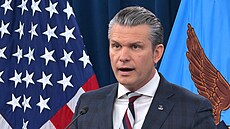 Americký ministr obrany Pete Hegseth na spole�né tiskové konferenci s p�edsedou...