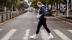 Julia Reisingerová na procházce ve Wu-chanu, kde s reprezentací zabojuje o MS...