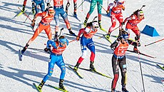 Jessica Jislová vyrá�í do �tafetového závodu v Kontiolahti.
