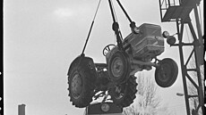 Vztahy �eskoslovenska s p�edrevolu�ním Íránem pat�ily k pozoruhodným paradox�m....