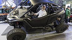 Prezident Petr Pavel na Mezinárodním veletrhu motocykl�, �ty�kolek,...