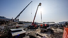 �V �íjnu otev�eme zrekonstruované t�etí a nové �tvrté nástupi�t�,� uvedl Ale�...