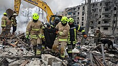 Ruský letecký úder na Charkov zabil nejmén� jednoho �lov�ka a deset lidí v�etn�...