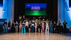 Osmnáctý benefi�ní ples hejtmana op�t podpo�il dobrou v�c