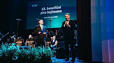 Osmnáctý benefi�ní ples hejtmana op�t podpo�il dobrou v�c