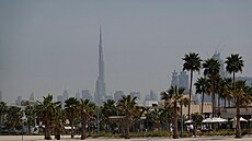 Mrakodrap Burd� Chalífa po íránském útoku v Dubaji. (1. b�ezna 2026)