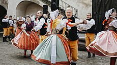 Hrad K�ivoklát o�ije hudbou, tancem �i divadlem pro d�ti.