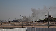 Útok Íránu na americkou ambasádu v Kuvajtu (2. b�ezna 2026)