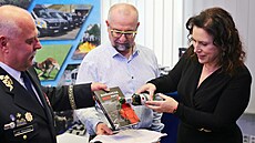 Bývalý kriminalista Václav Hýsek a spisovatel a noviná� Pavel Pechou�ek...