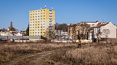 Rozlehl� plocha po od�vn�m podniku Kras v sousedstv� Mendlova n�m�st� v Brn�...
