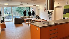 Domov nabídne zázemí pro 16 klient� rozd�lených do �ty� domácností.