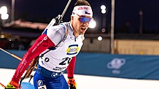 Michal Kr�má� na trati závodu s hromadným startem v Kontiolahti.