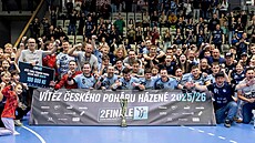Házenká�i Lovosic vyhráli �eský pohár po finálovém vít�zství nad Karvinou 38:37.
