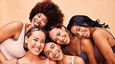 Jak podpo�it r�st vlas� a mít je siln�j�í i hust�í.