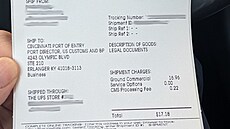 Fotodokumentace zni�ené zásilky vzácné hry Tsukihime Trail Edition