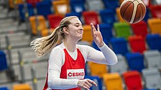 Julia Reisingerová na tréninku �eských basketbalistek