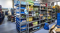 Dark store v pra�ských Hole�ovicích má k dispozici a� na 6 tisíc polo�ek. (2....