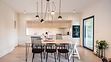  Je vyrobený na míru a i po p�ti letech pou�ívání v�e funguje zcela spolehliv�.