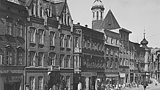 Sou�ástí zástavby ji�ní strany Horního nám�stí byla i p�vodní opavská radnice....