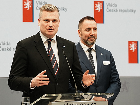 Premiér Andrej Babi� p�edstavil nového kandidáta na post ministra �ivotního...