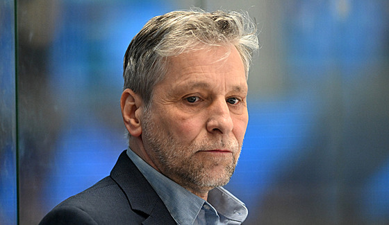 Plze�ský trenér Josef Janda� b�hem utkání se Spartou.