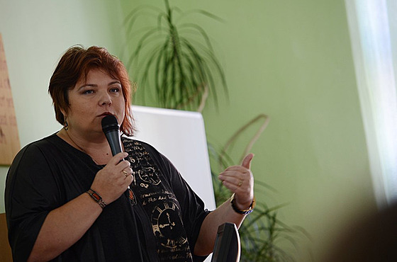 PaedDr. Mgr. Marie Bení�ková, Ph.D.