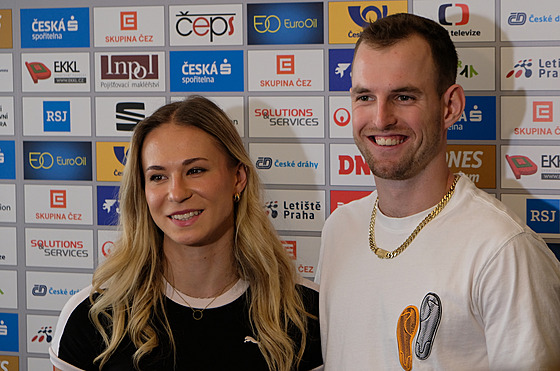 Jan �tefela a Amálie �vábíková týden p�ed startem halového sv�tového �ampionátu...