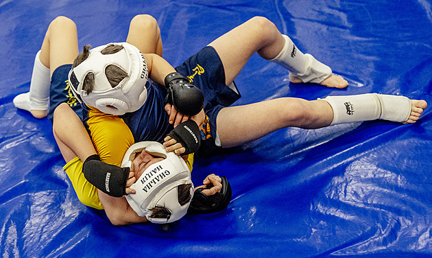 Bojuj jako kozák! Ukrajinci si v ringu vychovávají novou generaci vojáků