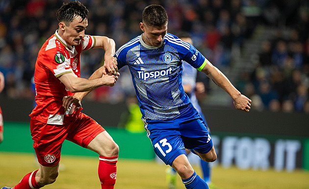 Olomoucký bek Sláma po konci v Evropě: Odhodlání si musíme přenést do ligy Olomoucký bek Sláma po konci v Evropě: Odhodlání si musíme přenést do ligy