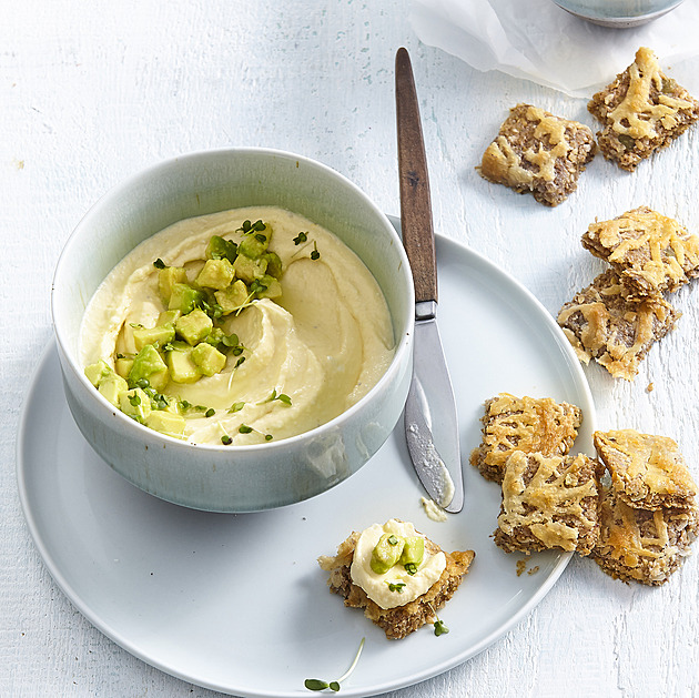 Vajíčková pomazánka s krekry: Zdravá svačina plná proteinů