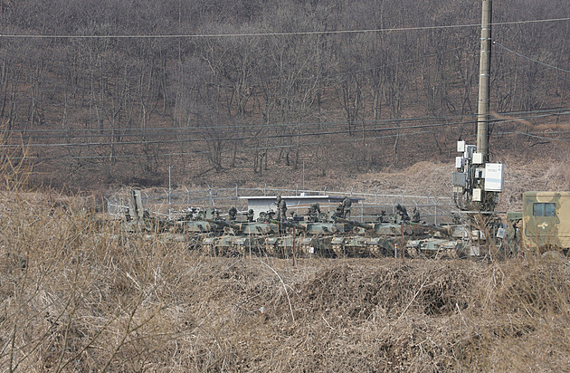 Nehorázní zločinci! Kimova sestra se kvůli vojenským manévrům obula do USA