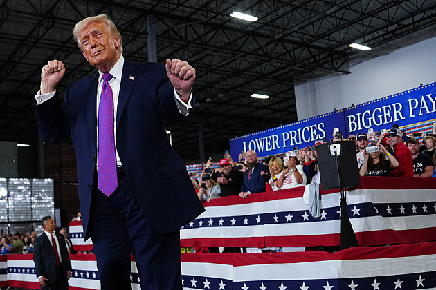 Predátorský hegemon. Jak Trump upevňuje svou nadvládu a snaží se „oškubat“ i spojence